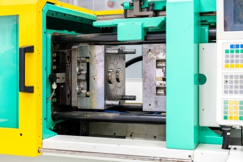 injection molding machine