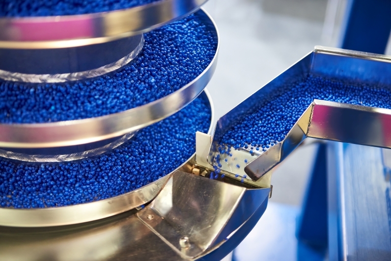 custom plastics forming and manufacturing