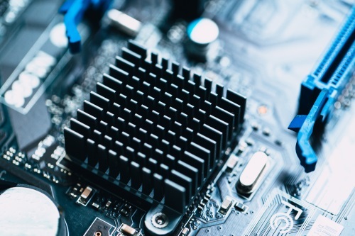 Circuit board with aluminum heat sink