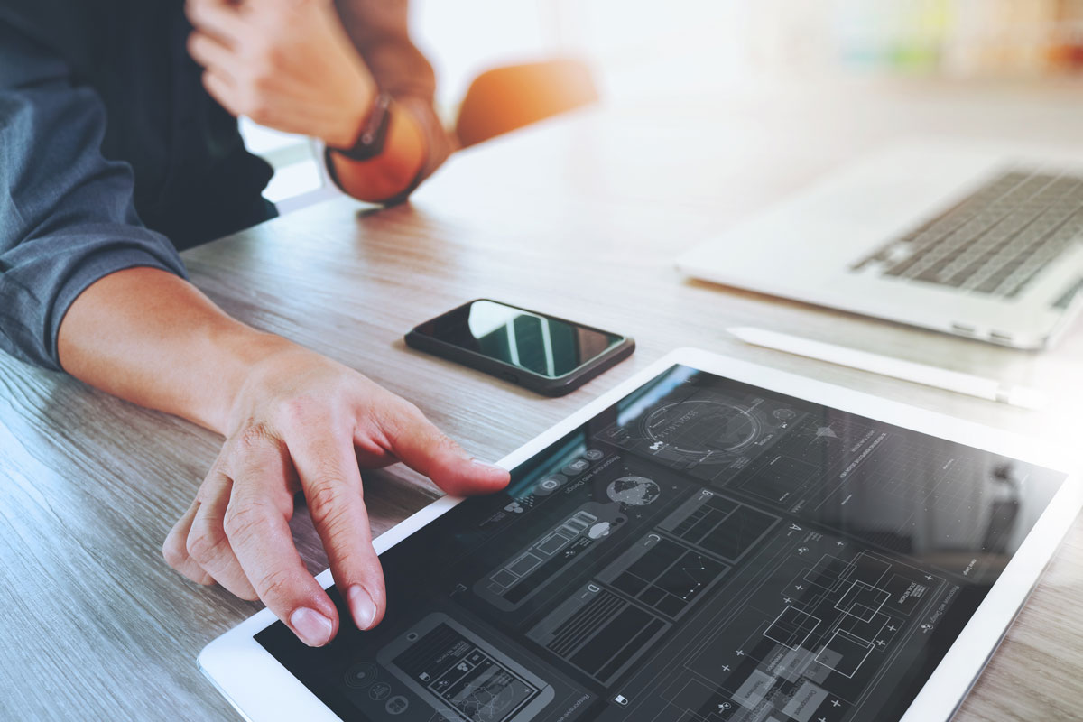 Capacitive vs. resistive touch screens